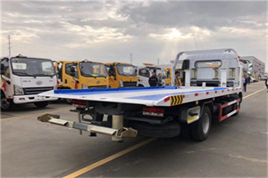 雁翅汽车救援补胎