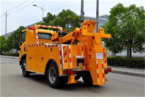 雁翅高速路拖车费